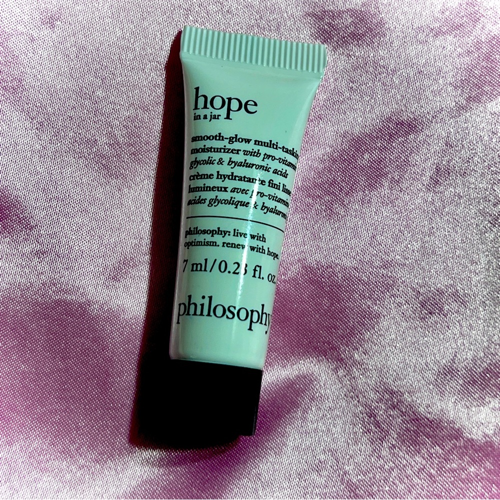 Hope in a Jar Smooth-Glow Multi-Tasking Moisturizer .23 fl oz